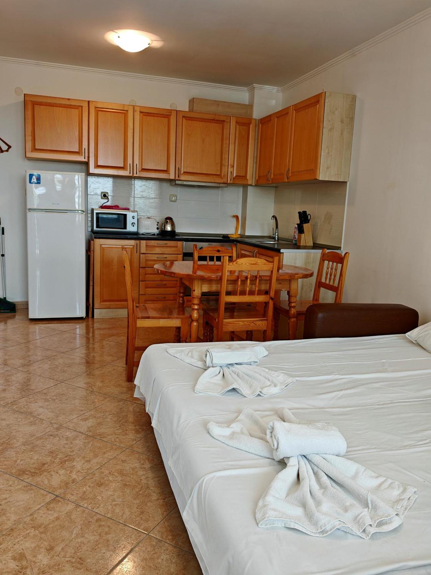 Marina Delfin Apartments - Top Location & Pet Friendly 圣弗拉斯 外观 照片